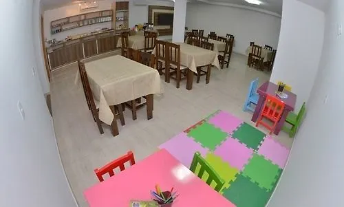 여관 Pousada Villarejo Armacao 페냐